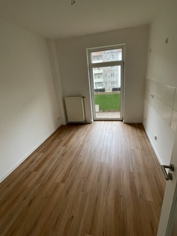 3dc92749-3e34-4674-a2af-f2c298904380