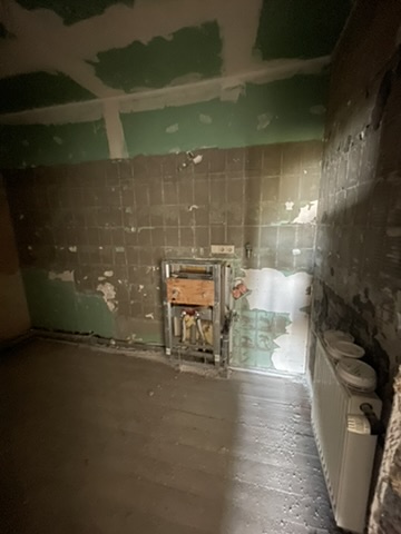 8eb92127-5a59-4fd1-8073-bc8ebe7299fc