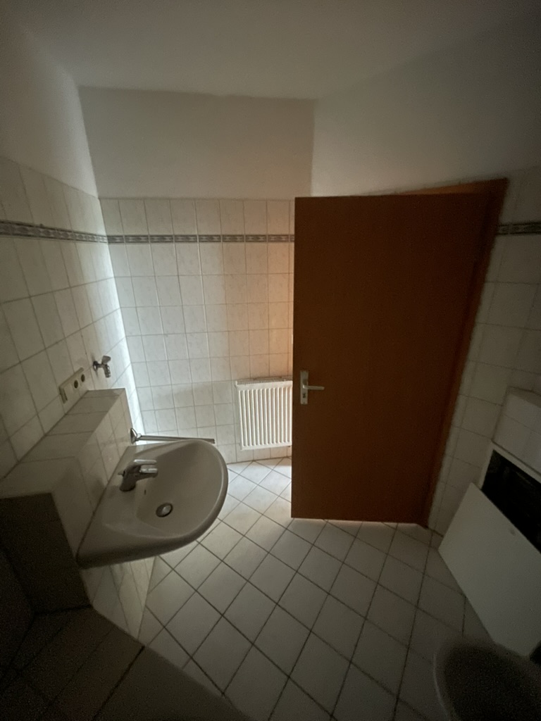 b27339ed-6ddf-41af-9705-ddf124b13362