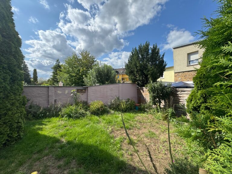 e37543b2-8794-42b5-ad7b-c94918f4455f