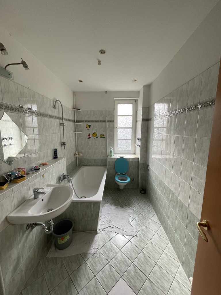 e72630fa-6c89-415d-b505-a9efe8038897